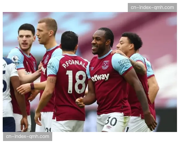 西汉姆联出售帕奎塔影响进攻组织，新援卡斯特利亚诺斯亟待证明